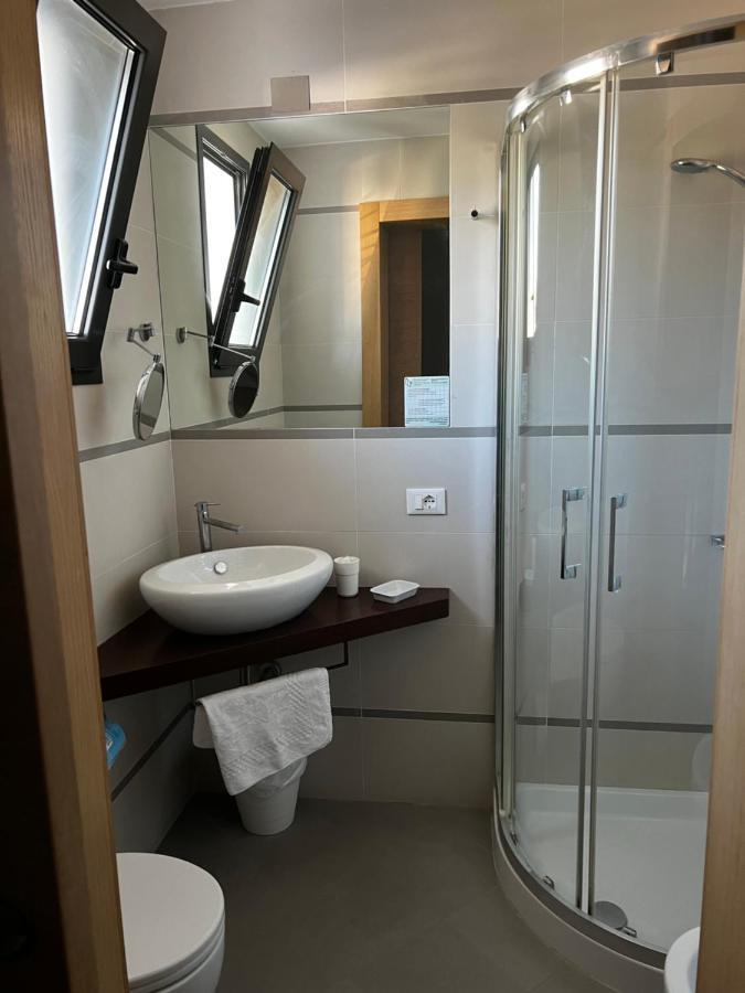 Hotel Trieste Riccione Bagian luar foto